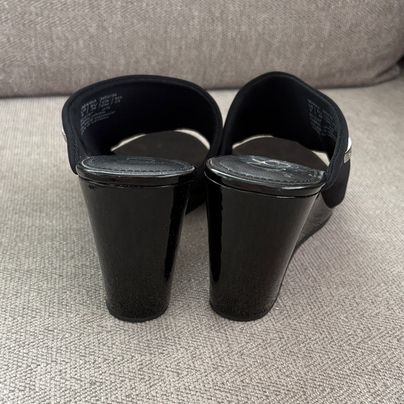Calvin Klein Black Open-Toe Wedge Mules Size 8 - Picture 4 of 7